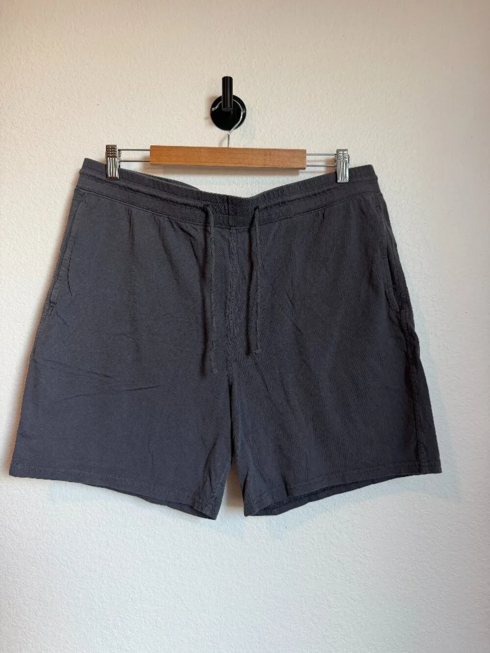 J. Crew Men's Charcoal Gray 100% Cotton Jersey Shorts Large